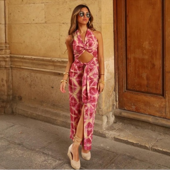 Zara Dresses & Skirts - Zara Bloggers favorite pink tie dye cutout dress